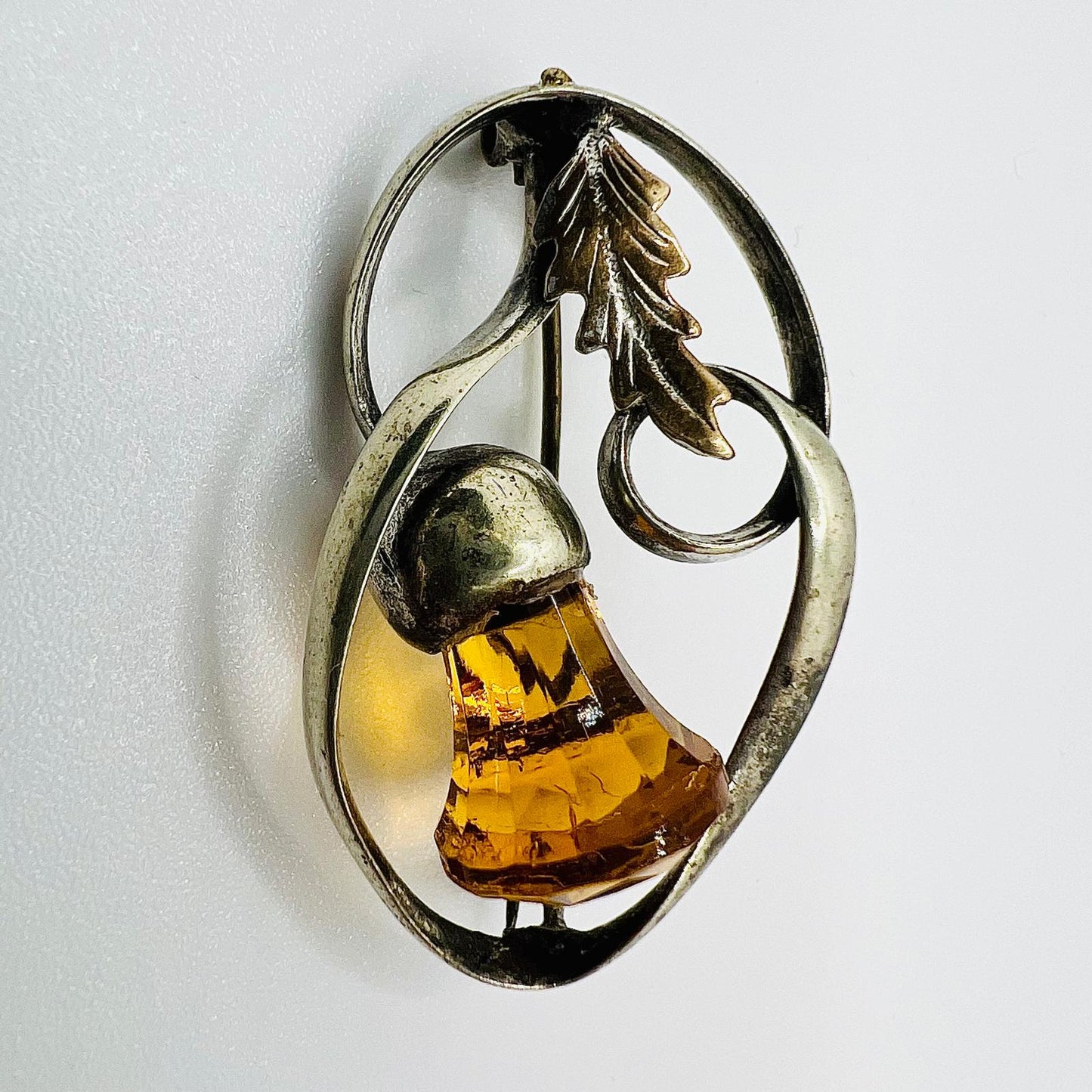 Art Deco Brosche Silber mit filigranem Citrin-Edelstein