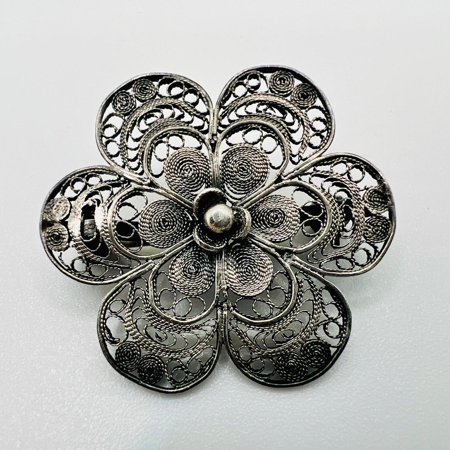 Art Deco Filigran Brosche in Silber