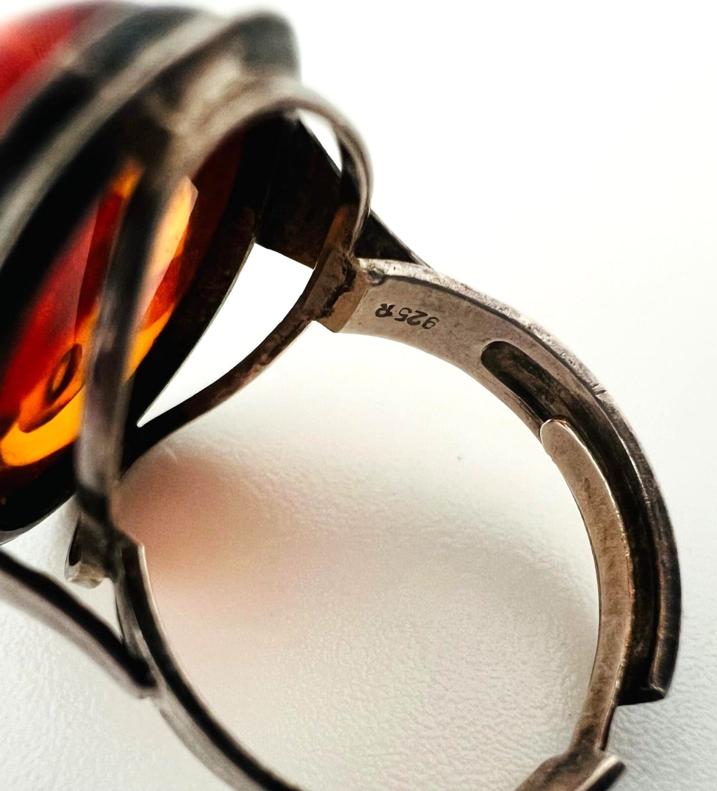 Silberring mit Cognac-Bernstein