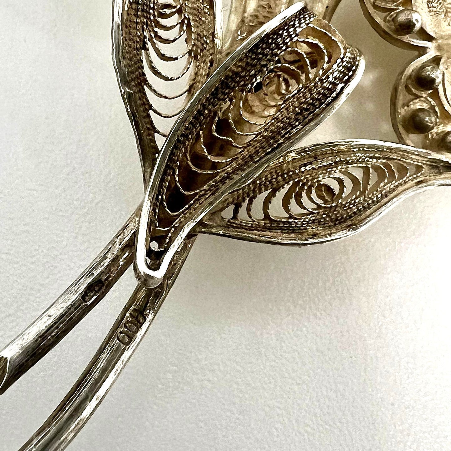 Filigrane Jugendstil Brosche