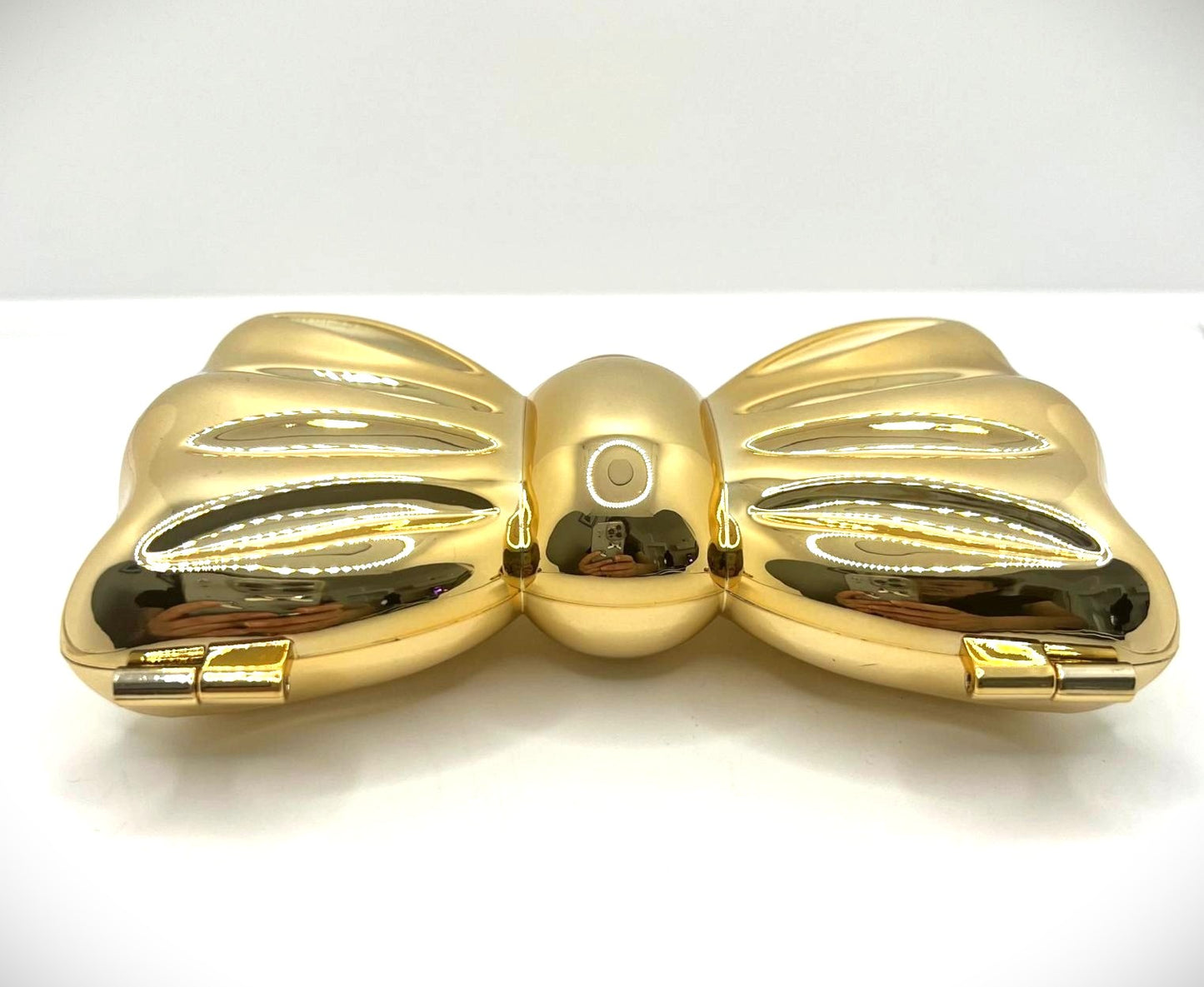 Goldene Mini-Clutch