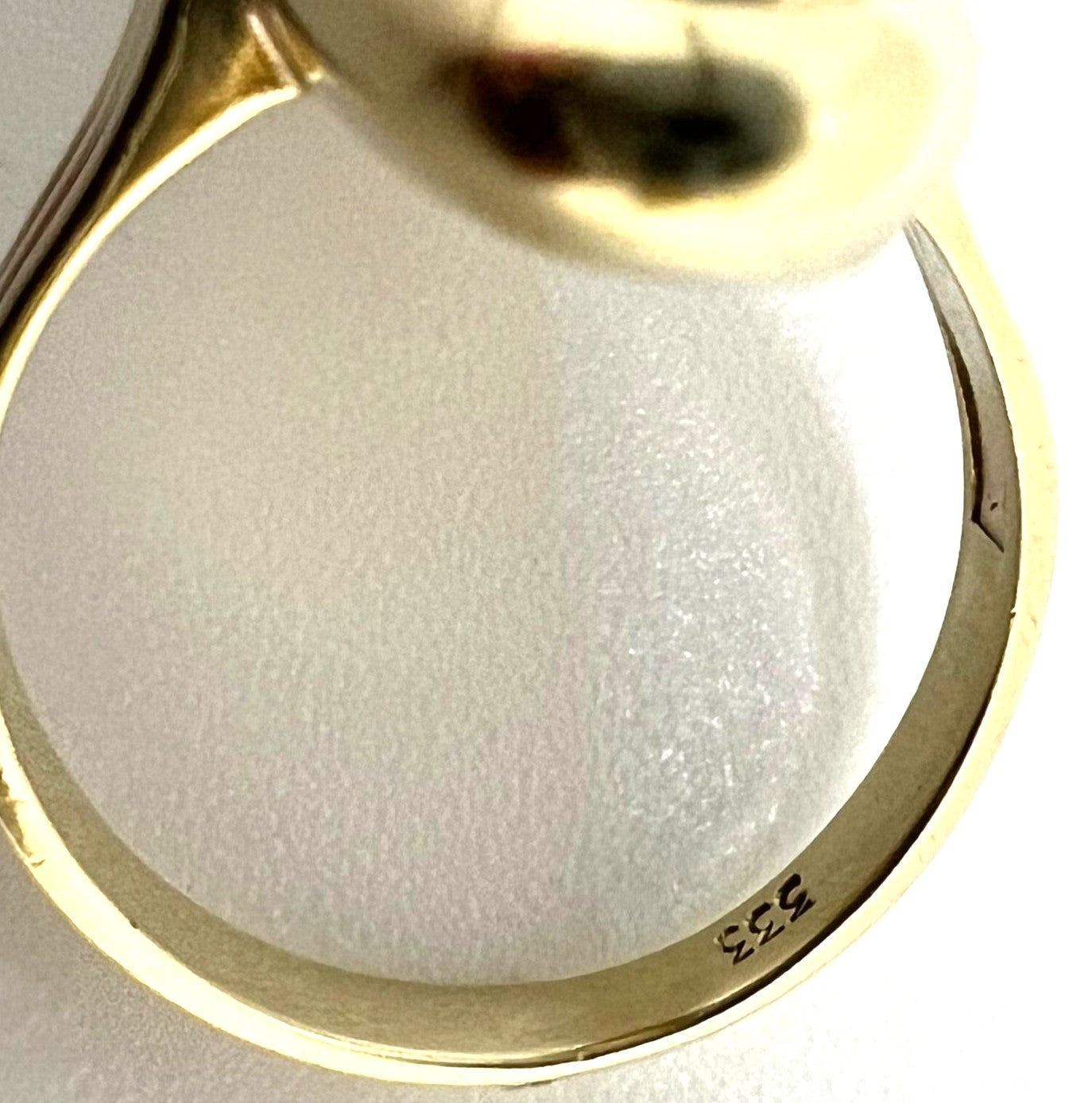 Goldring mit goldenem Prehnit Edelstein