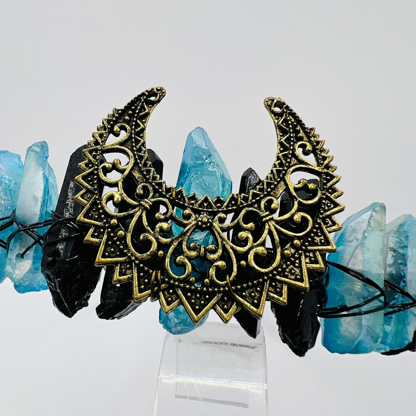 Handgefertigte Aura Quarz Mond Tiara