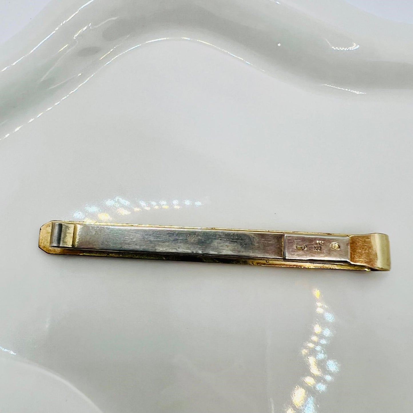 Designer Krawattennadel