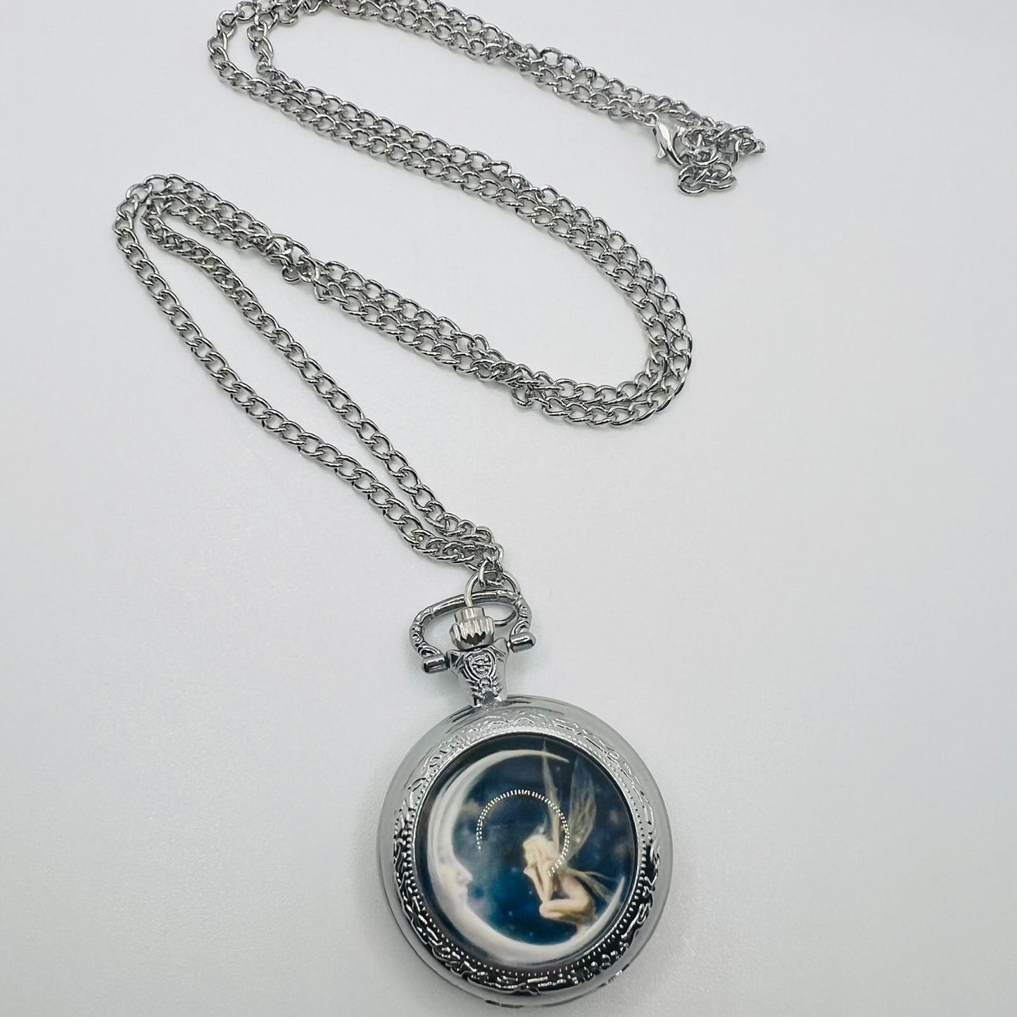 Taschenuhr mit Engel & Mond