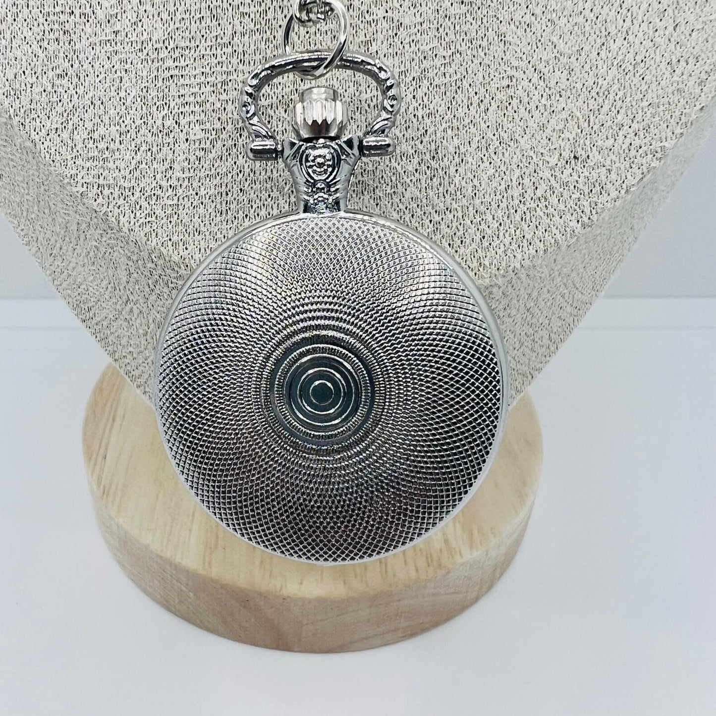 Taschenuhr mit Engel & Mond