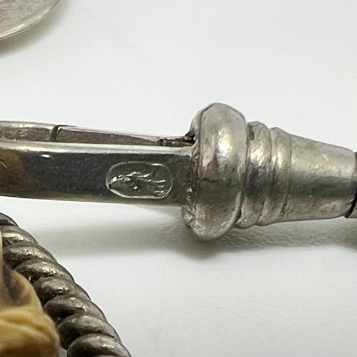 Antike Taschenuhrkette mit Pferdekopf