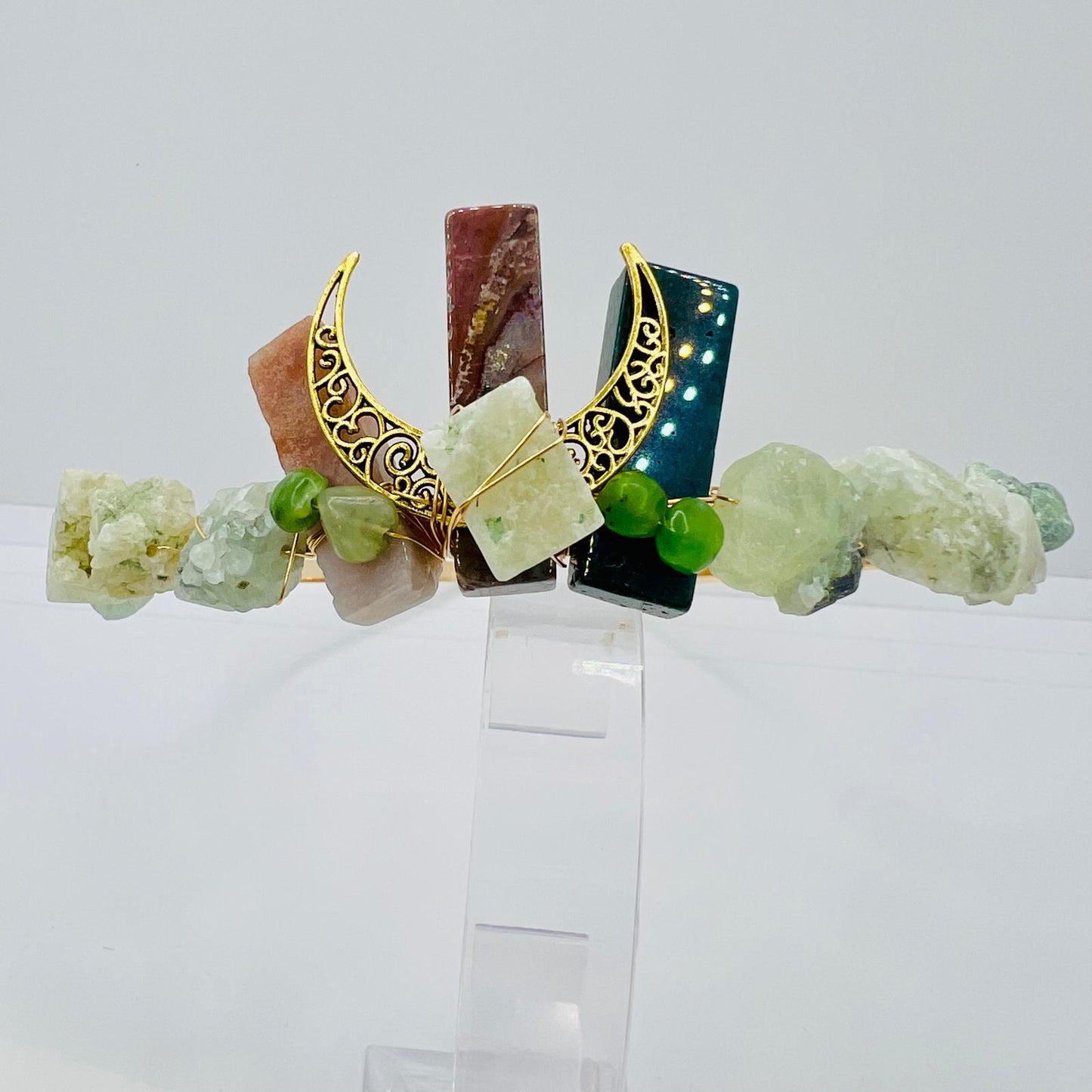 Tiara Kristallquarz Krone mit Mondmotiv