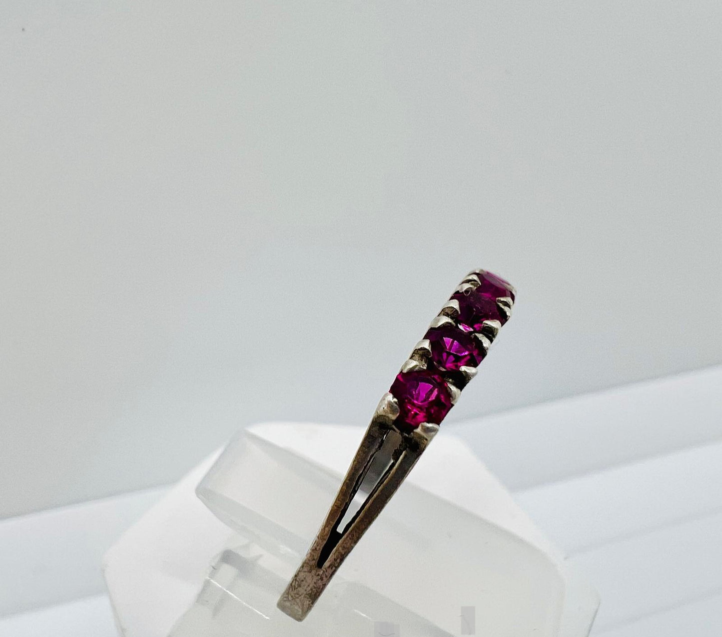 Art Deco 925 Silber Ring mit 5 Rubin Edelsteinen