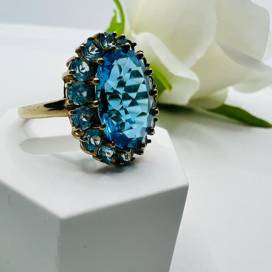 333 Gold Ring Vintage mit großem Topaz Edelstein