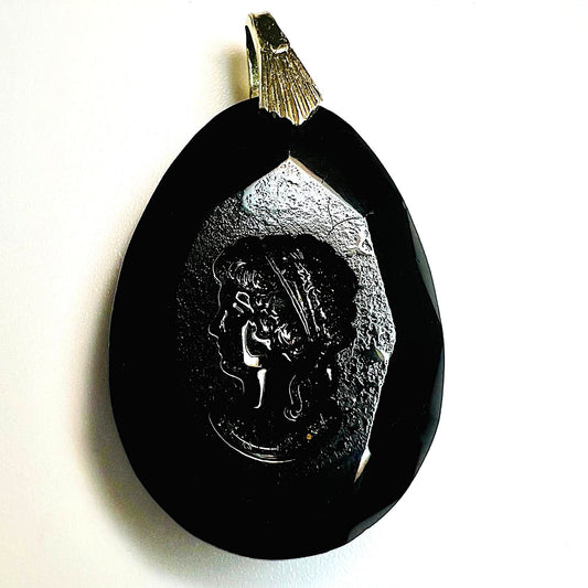 Art-Déco-Onyx-Anhänger