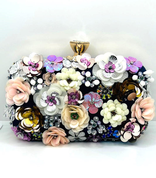 Clutch aus Satin in Marineblau und Gold