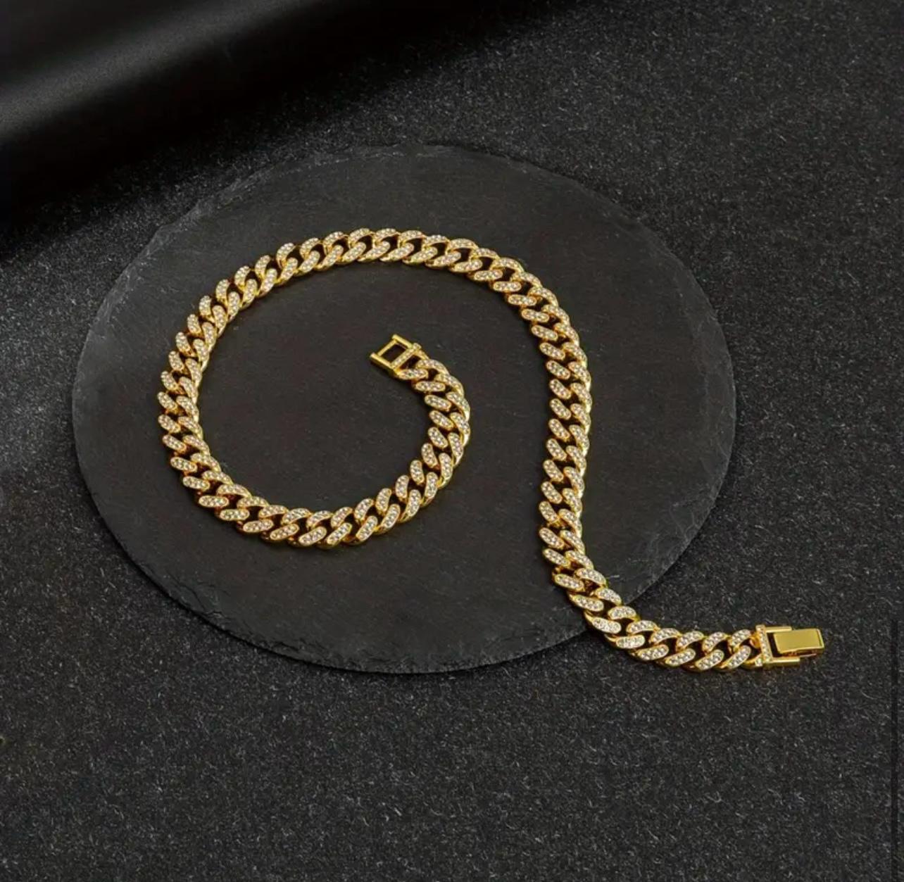 Lange Cuban Kette mit Strasseinlage Gold