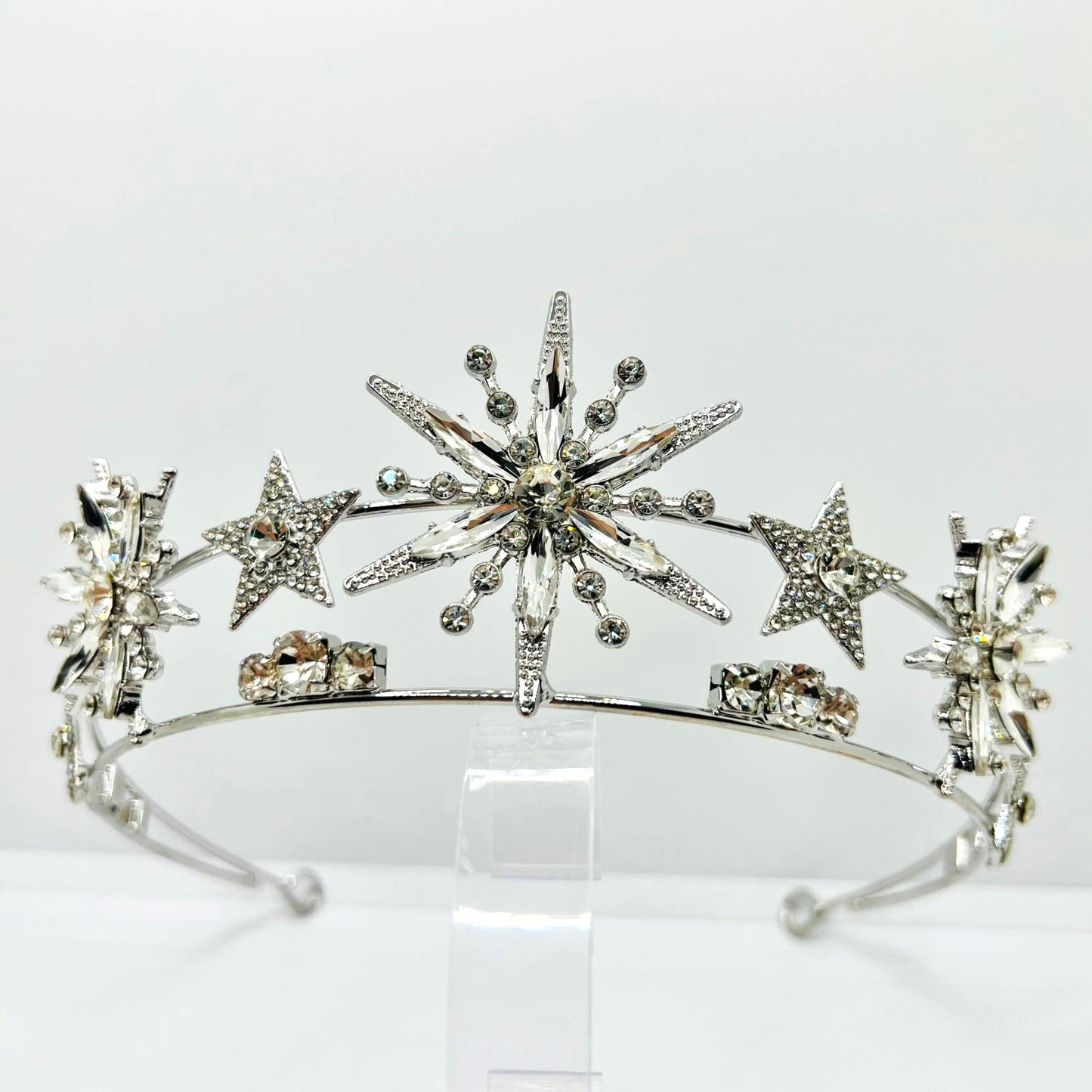 Diadem mit Kristallsternen 