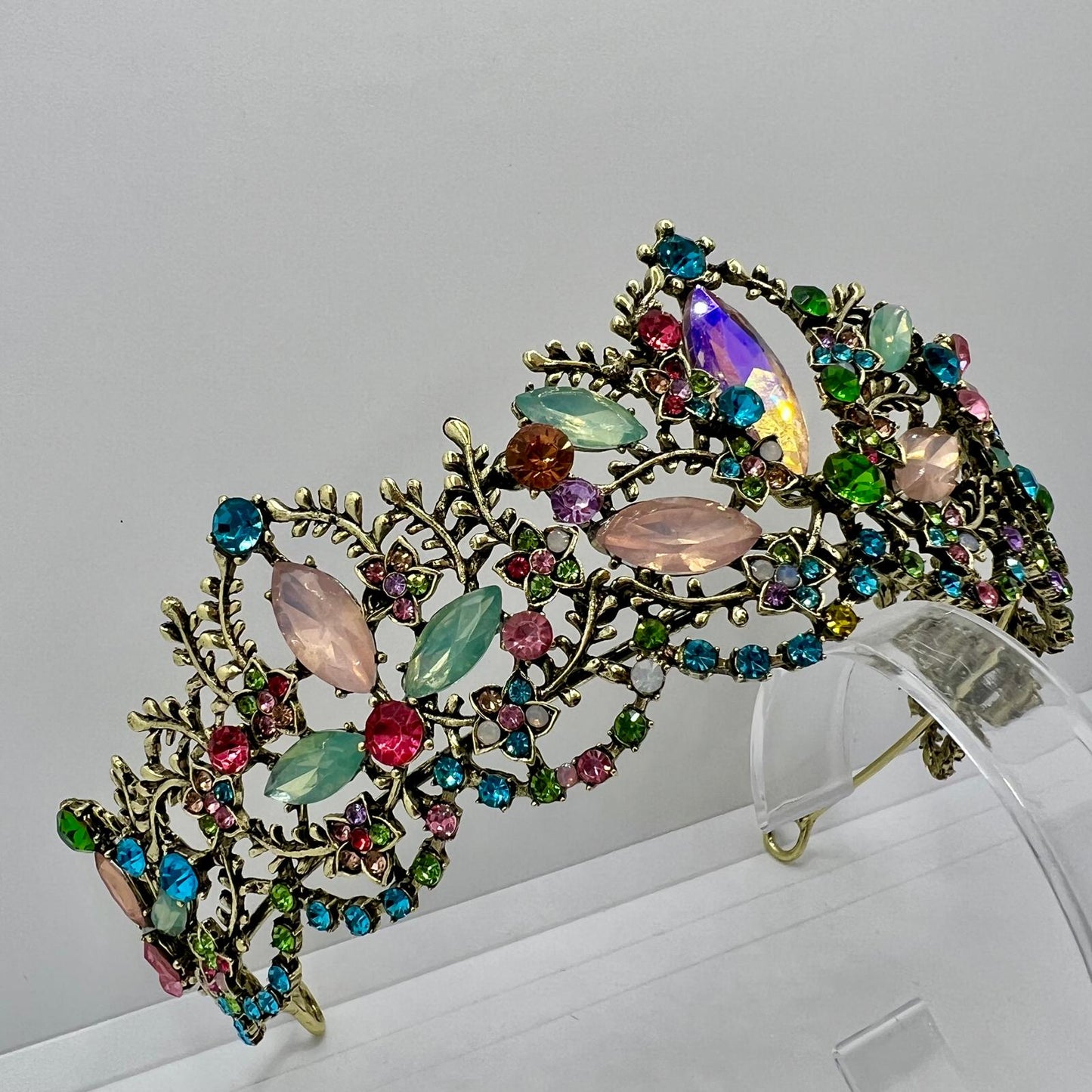 Edel-Diadem – Opal-Effekt Tiara für Königinnen