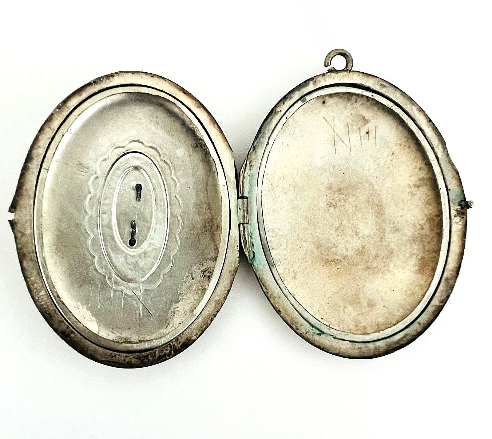  Fotoamulett mit Rosenrelief