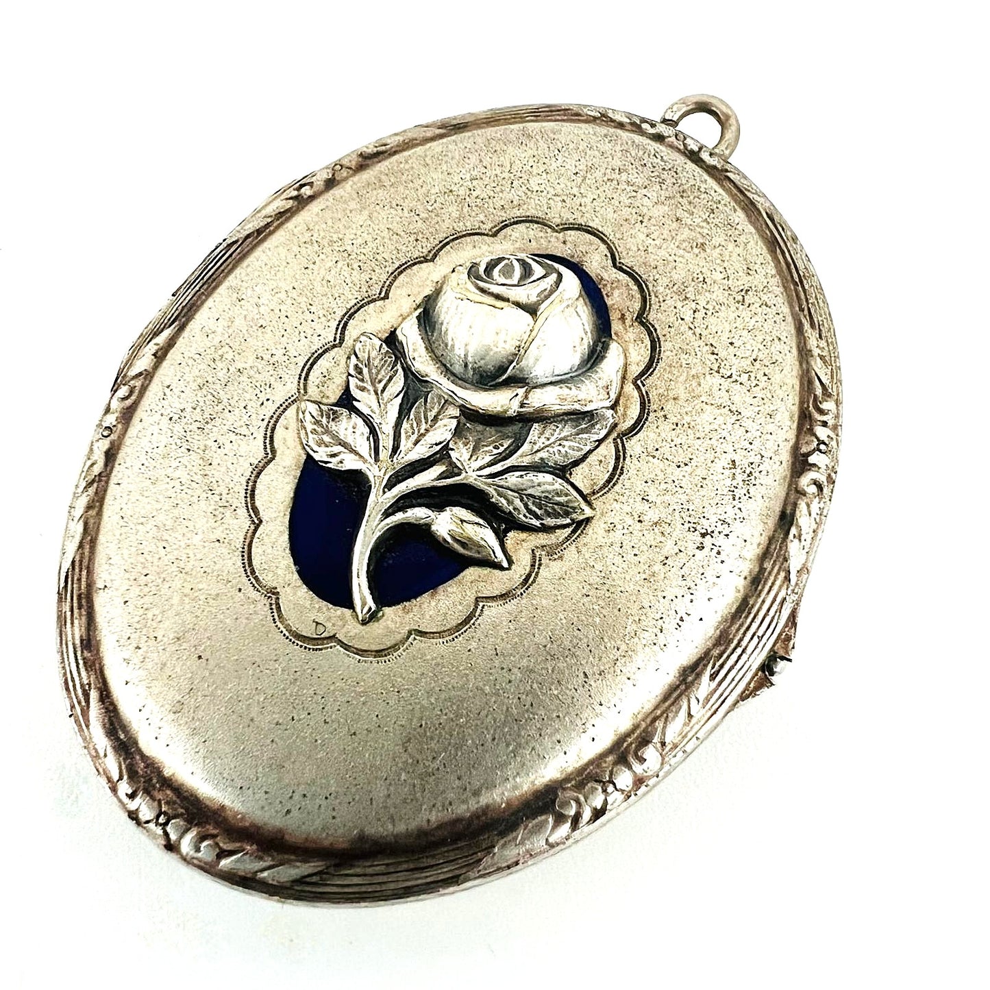  Fotoamulett mit Rosenrelief