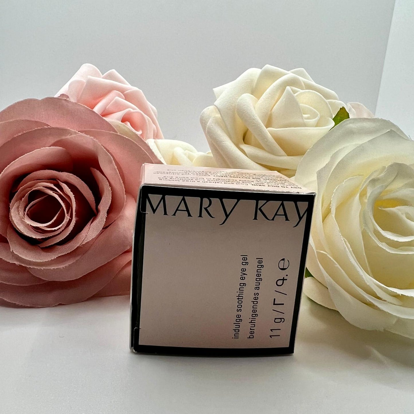 Mary Kay Indulge Soothing Eye Gel