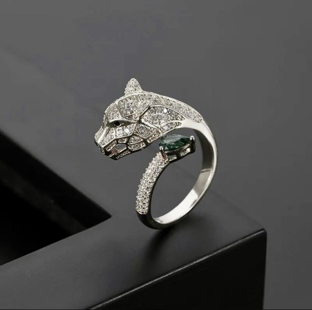 Panther Leopard Kopf Ring mit Zirkon Versilbert