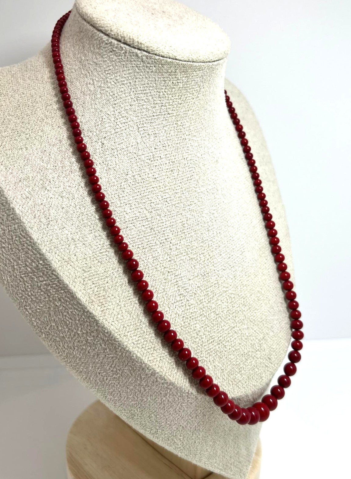 Schlichte Vintage Korallenkette 
