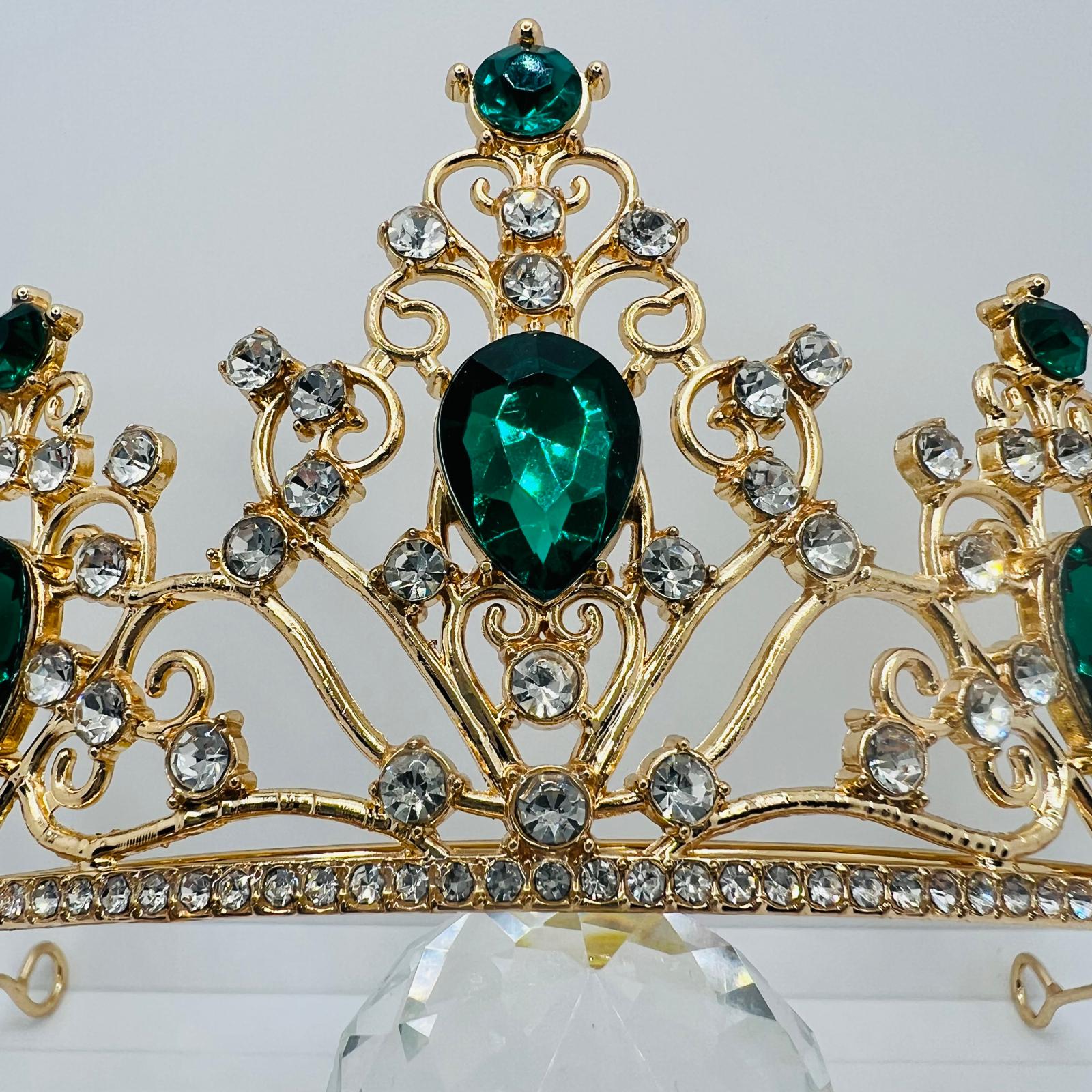  Tiara mit Smaragdgrünen Strasssteinen 