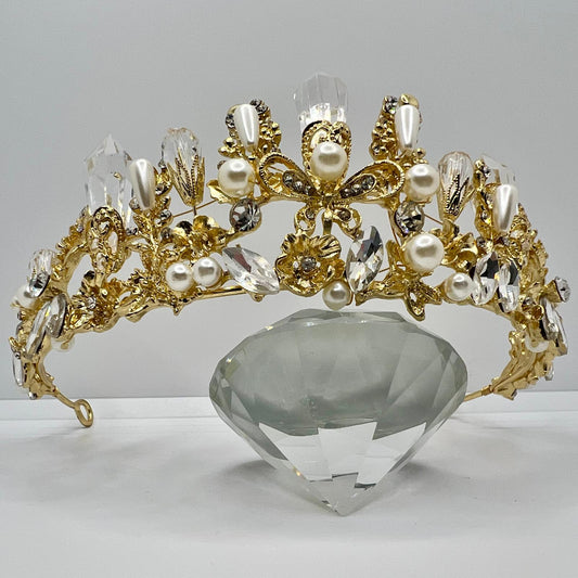 Goldene Tiara mit Strass