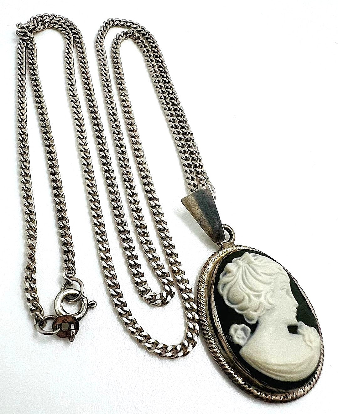 Vintage Kamee-Kette 