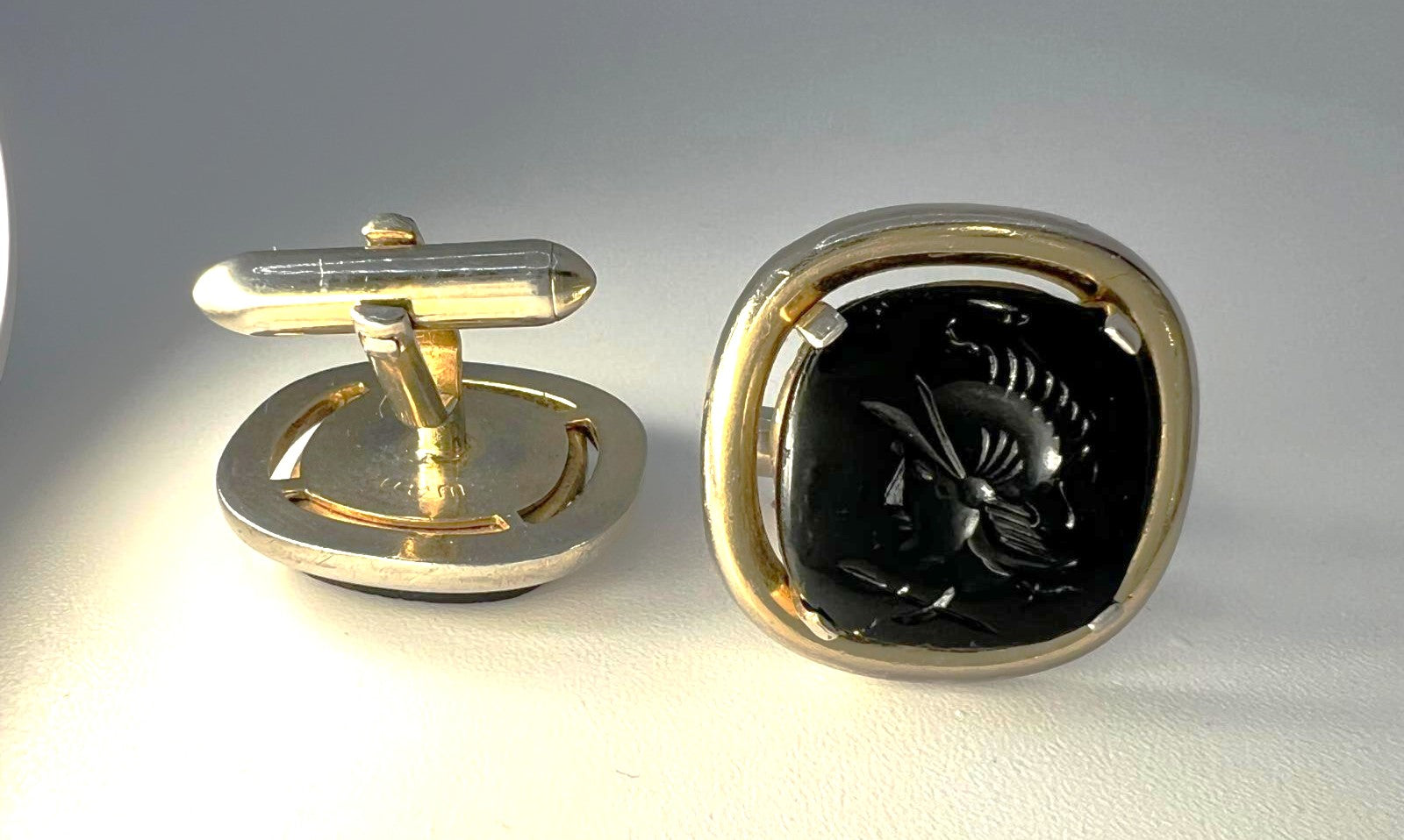  Manschettenknöpfe mit Onyx 