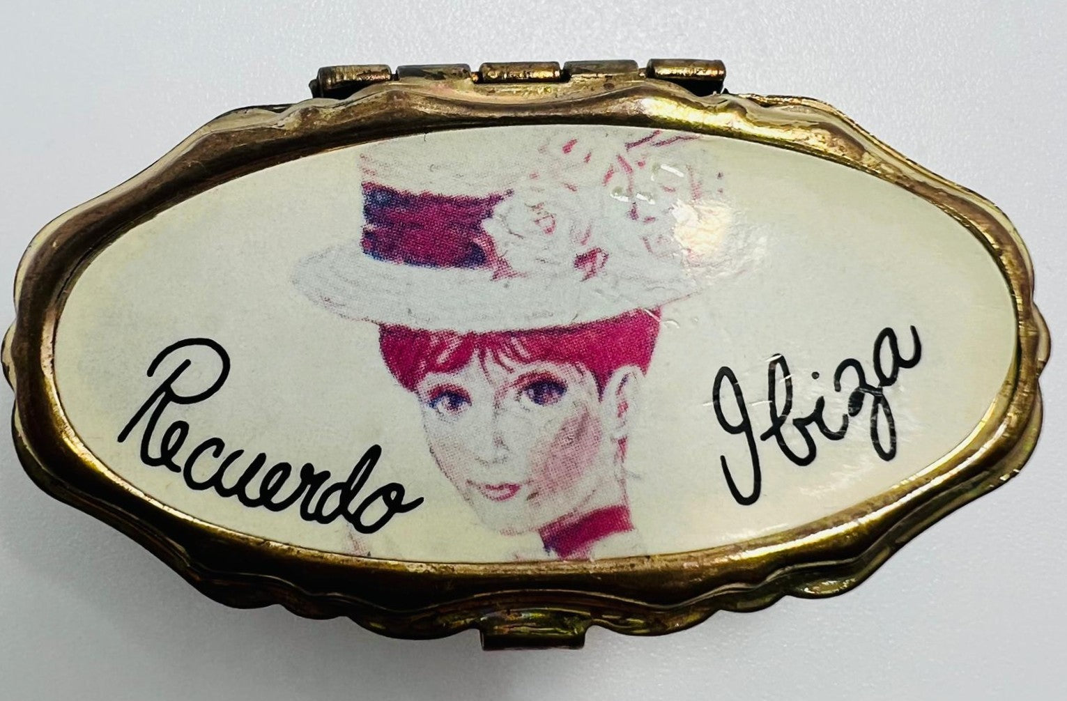 Vintage Nähkästchen / Pillendose
