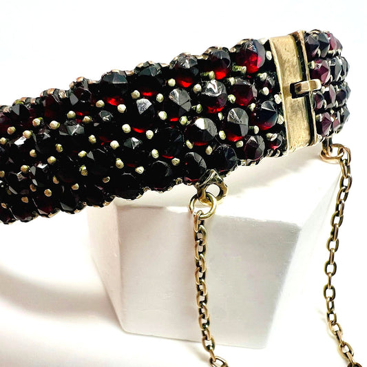 Antiker böhmischer Granat Armreif Pyrop 28,10g | Historismus ca. 1880 | versilbertes Tombak | 1A-Zustand